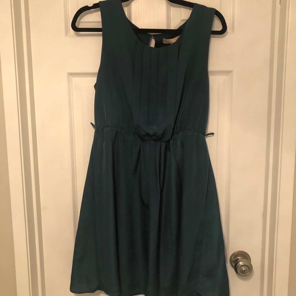 ✨2 for $25✨ Forever 21 Little Green Dress